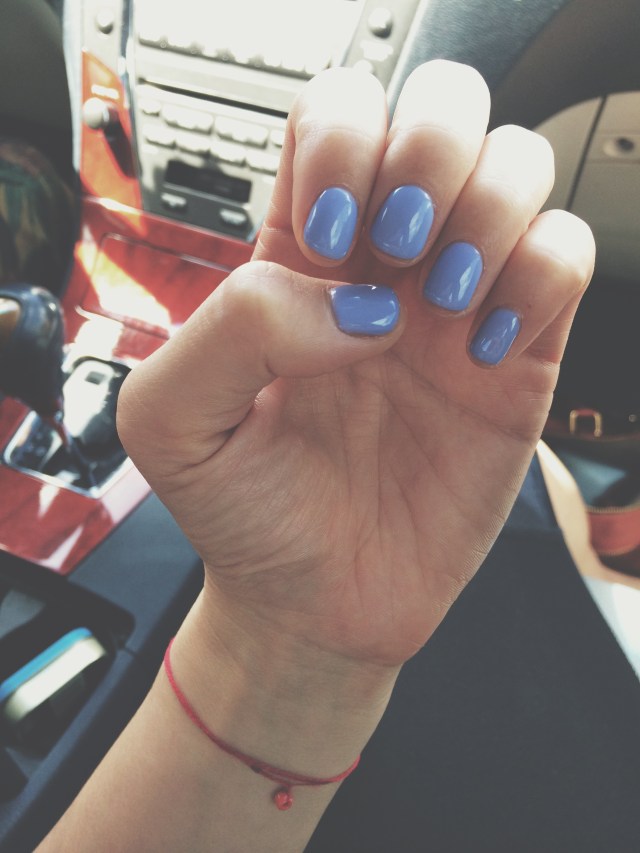 nails